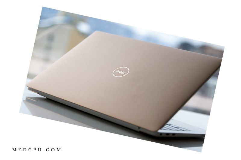 Dell XPS 13 vs Microsoft Surface Laptop 2 Portability (1)