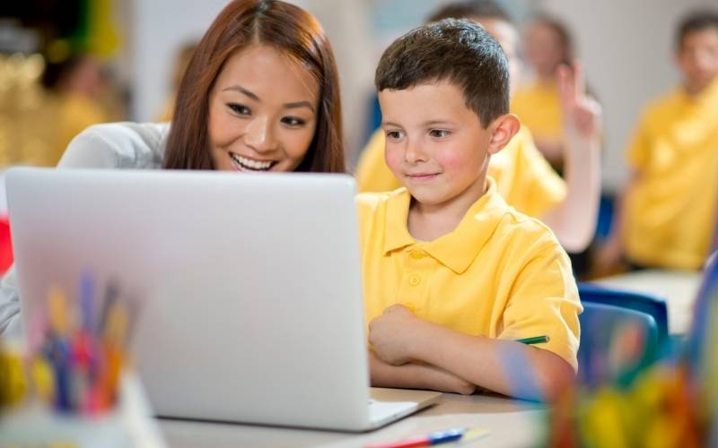 the best school laptops things to consider the best school laptops things to consider