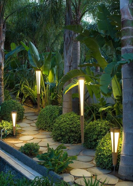 Garden design ideas to create a fairytale-like environment 04