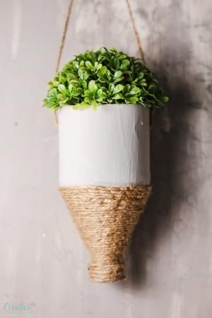 7 diy plastic bottle planters 2 1