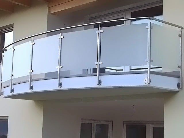 Stylish aluminium and glass stair railings