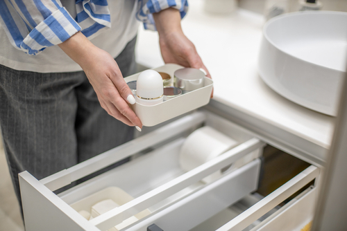 Bathroom organiser ideas to clear clutter