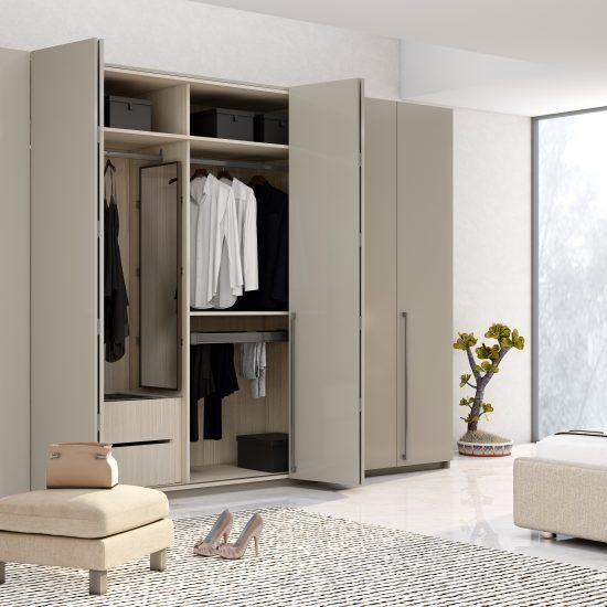 Bifold wardrobe