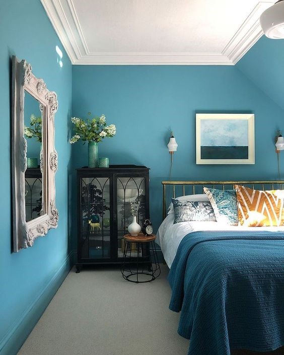 Hypnotic Sea blue colour bedroom 