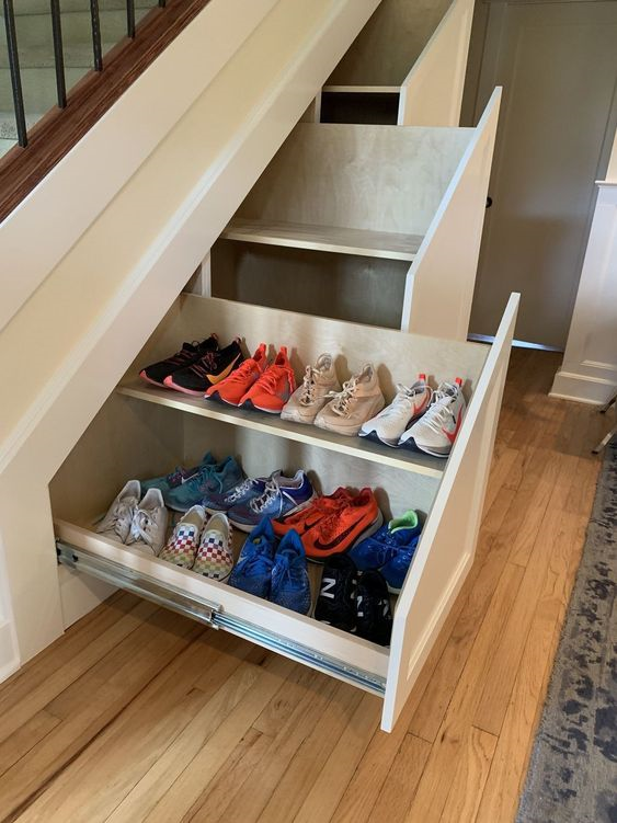 under staircase storage 1