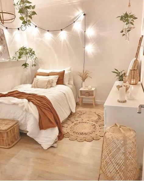 unique small bedroom decorating ideas 7 1