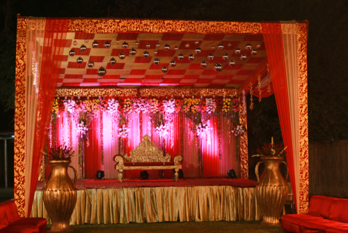 Wedding stage decoration theme