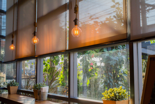 Windows blind designs and curtains: How to choose one that complements your windows