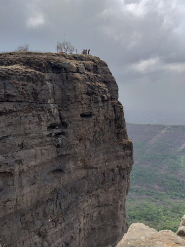 10 best tourist places to visit in Lonavala and things to do